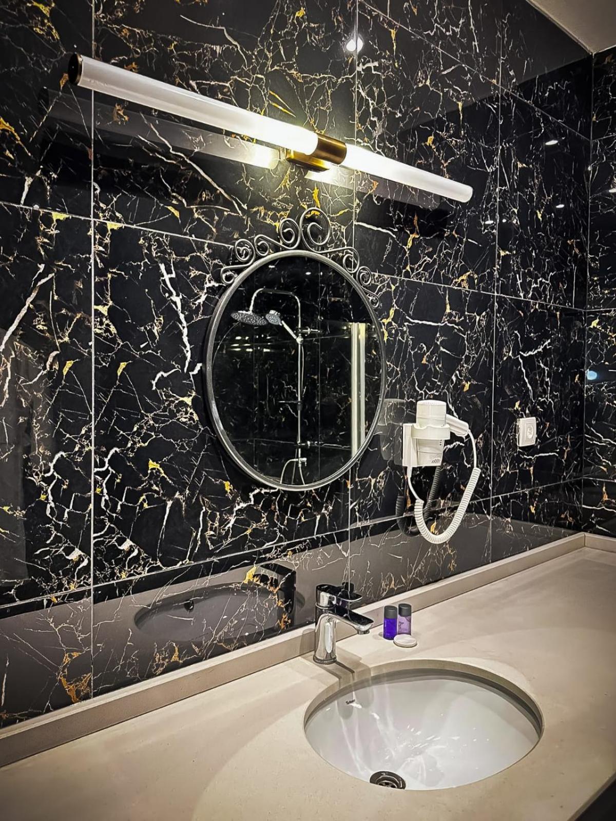 Hi Hotel Ivy Bueyuekada อดาลาร์ ภายนอก รูปภาพ